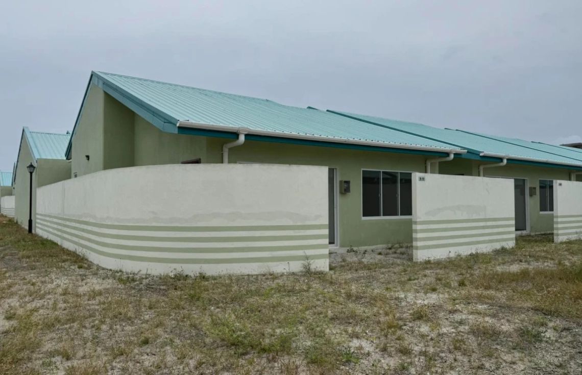 ތުޅާދޫ އާއި ވިލިފުށީގައި ބިނާ ކޮށްފައިވާ ހައުސިންގ ޔުނިޓްތަކަށް ކުރިމަތިލުމަށް ހުޅުވާލައިފި