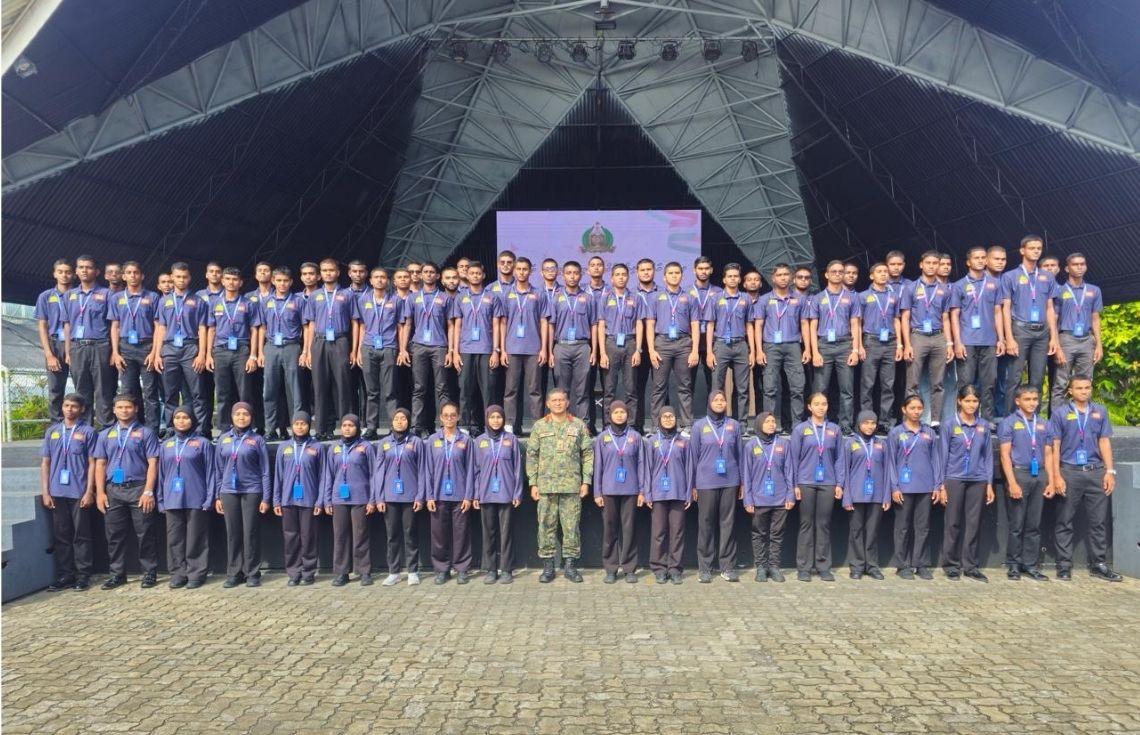 ވަޠަނީ ޚިދުމަތުގެ މަޤްޞަދަކީ ރޫޙާނީ އަދި ޖިސްމާނީ ގޮތުން ދުޅަހެޔޮ، ޤައުމިއްޔަތަށް ލޯބިކުރާ، ޒިންމާދާރު،ރައްޔިތެއް ބިނާކުރުން : ރައީސް މުޢިއްޒު