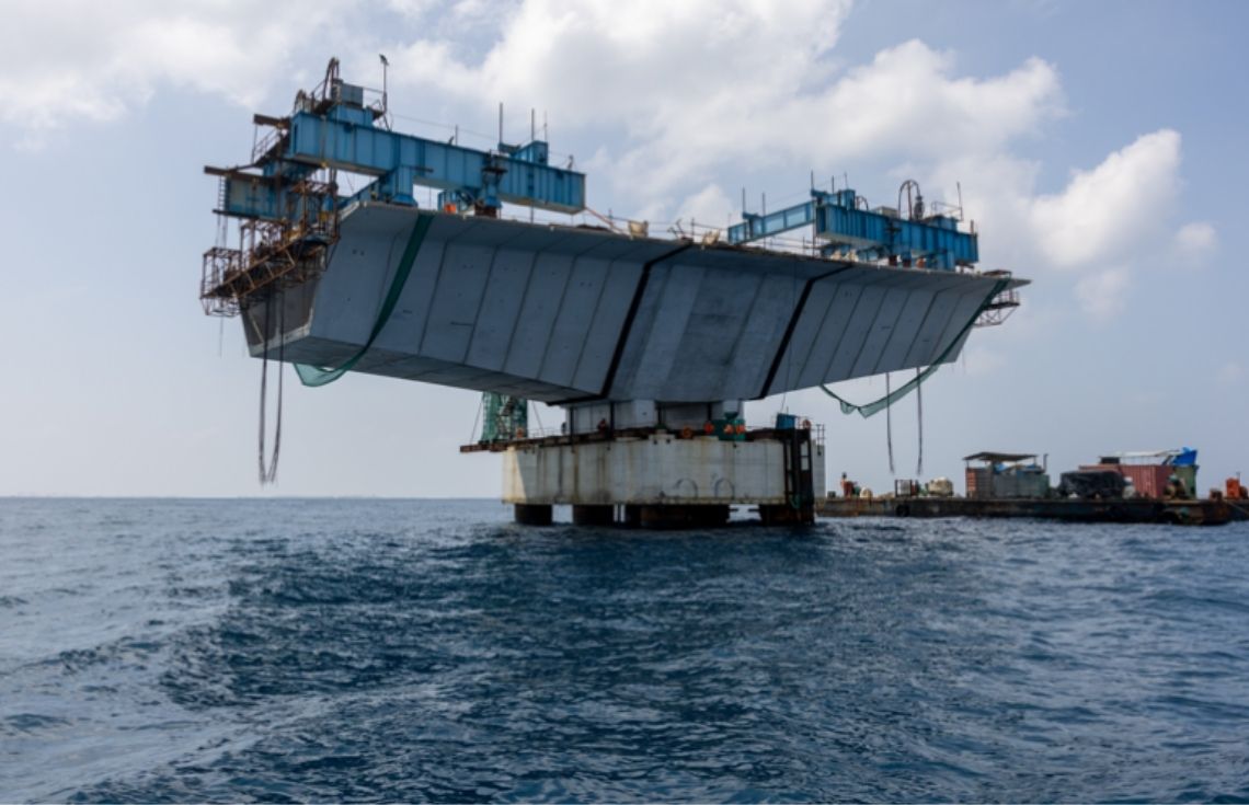 ތިލަމާލެ ބްރިޖުގެ 68 އިންސައްތަ މަސައްކަތް ނިމިއްޖެ: އޮކްޓޯބަރުގެ ނިޔަލަށް މާލެއާއި ވިލިމާލެ ގުޅާލަނީ