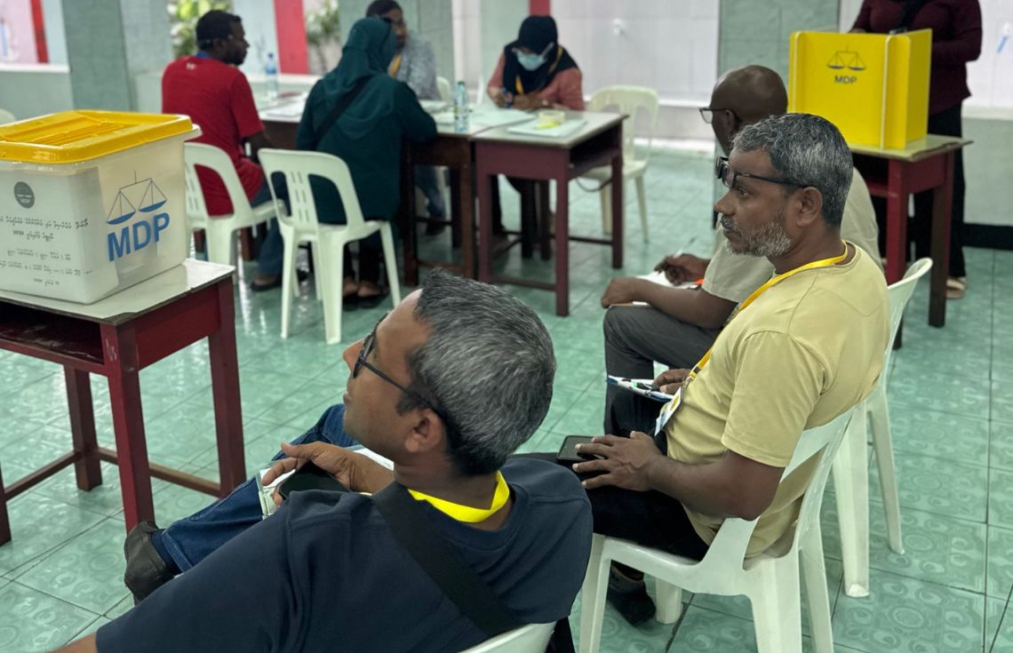 އިދިކޮޅު އެމްޑީޕީގެ އެތެރޭގެ އިންތިޚާބުގެ ވޯޓުލުން ފަށައިގެން ކުރިއަށްދަނީ