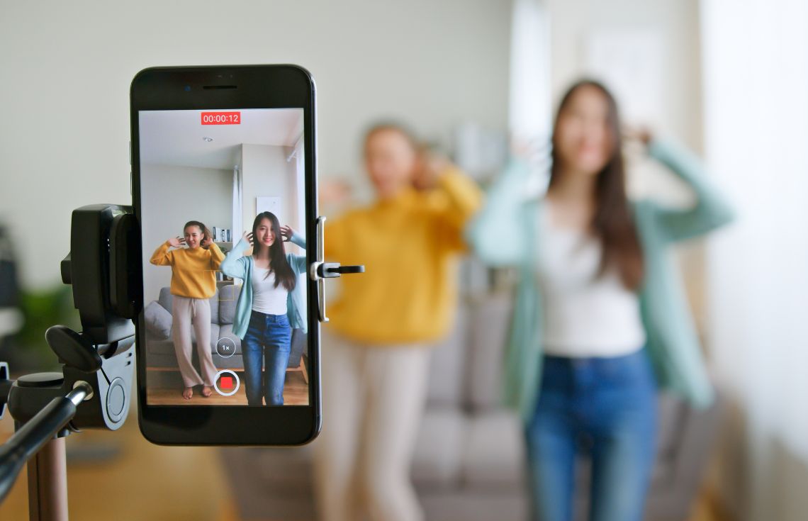 ޓިކްޓޮކް ބޭނުންކުރާ ކުޑަކުދިން ދެނެގަތުމަށް އައު ޓެކްނޮލޮޖީއެއް ވިލާތުގައި ތައާރަފުކުރަނީ