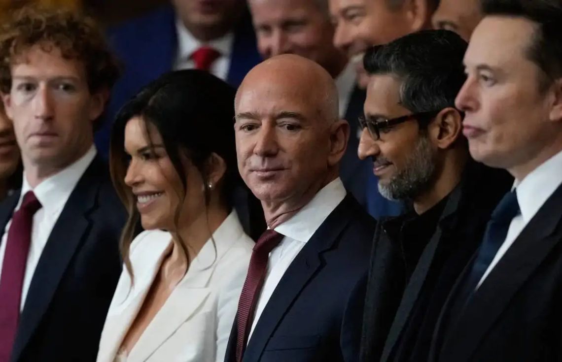 މަހުޖަނުންގެ މުއްސަނދިކަން 18.3 ޓްރިލިއަން ޑޮލަރަށްއަރާ، ފަގީރުންނާއި މުއްސަނދިންގެ ފަރަގު އިންތިހާއަށް ބޮޑުވަނީ