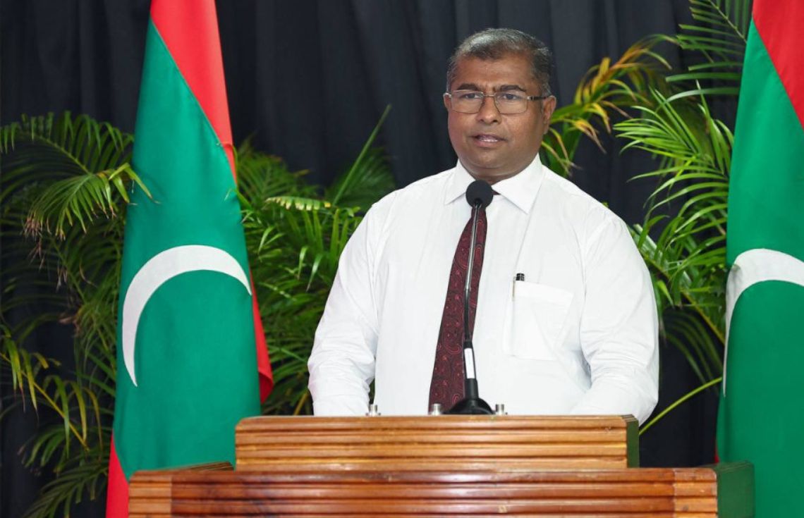 ކާބަފައިން ފަދައިން މިނިވަންކަން ދިފާޢުކުރުމުގައި ސާބިތުވެ ތިބެންޖެހޭ: ވަޒީރު އާދަމް ނަޞީރު