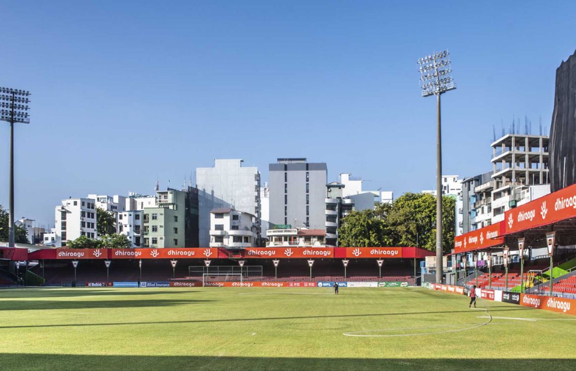 މާލޭގެ ރަސްމީ ފުޓުބޯޅަ ދަނޑު ހުޅުމާލެ އަށް ބަދަލުކުރަނީ