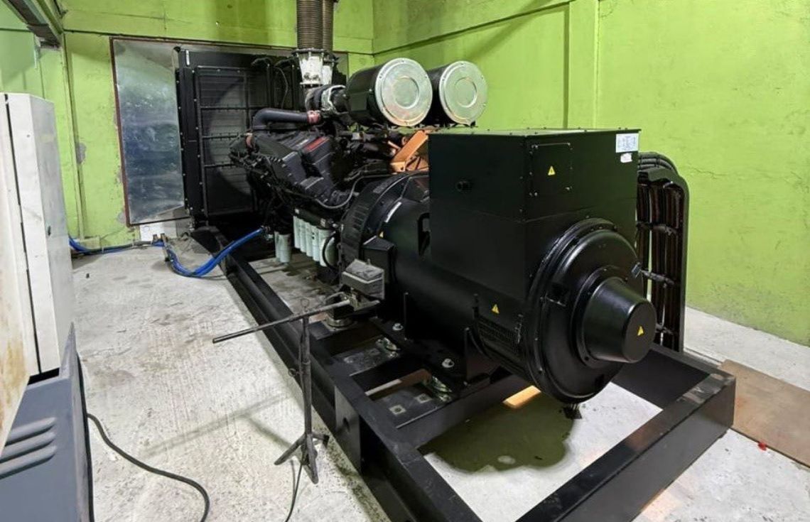 ޕީކް ސީޒަނަށް ތައްޔާރުވުމަށް ކ. ގުރައިދޫއަށް 1000 ކިލޯވޮޓުގެ އައު ޖެންސެޓެއް ގެންގޮސް ޚިދުމަތް ދޭން ފަށައިފި