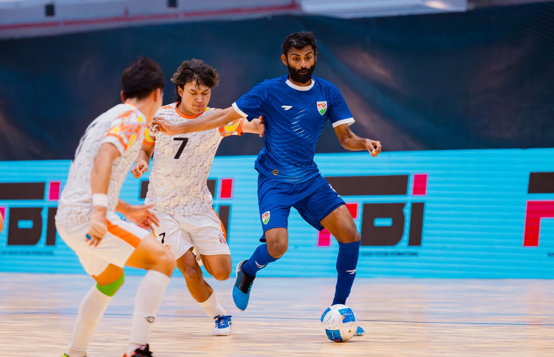 ޤައުމީ ފުޓްސަލް ޓީމަށް މަރުހަބާ ކިޔުމަށް ޚާއްޞަ ހަރަކާތްތަކެއް