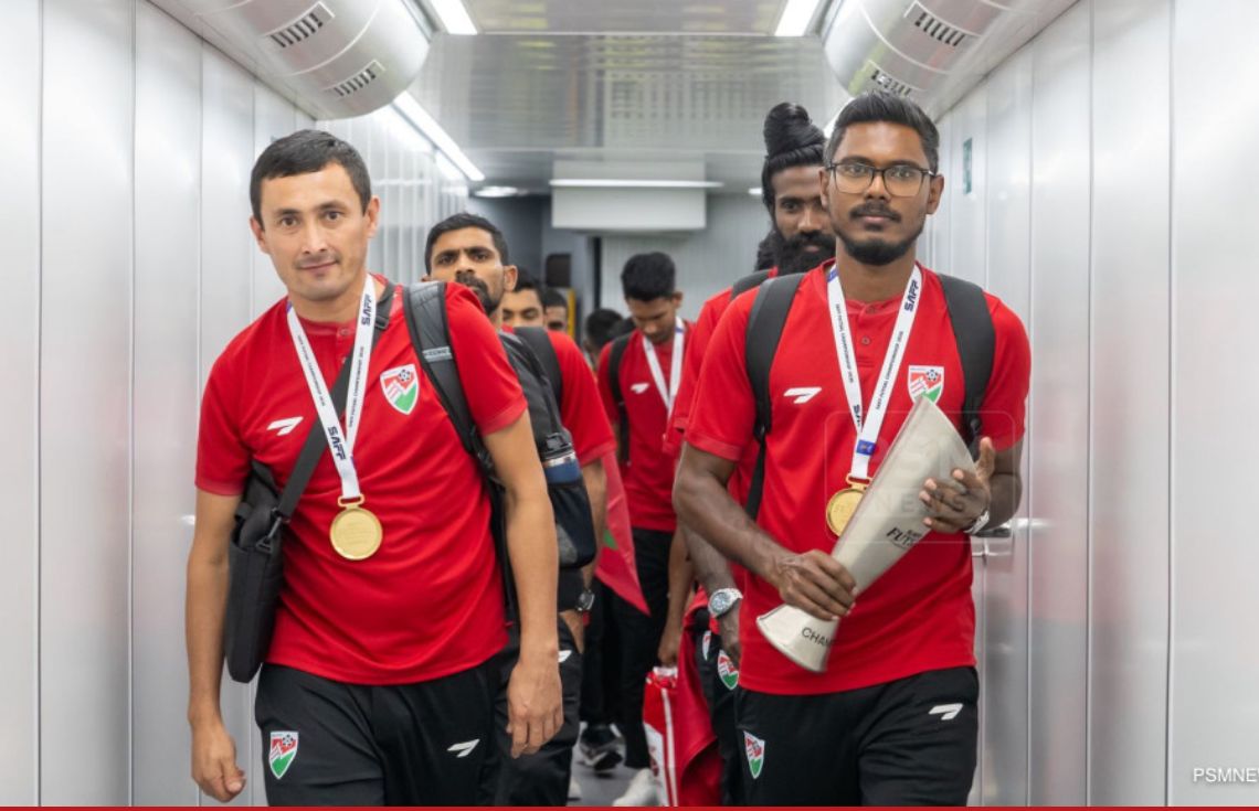 ތައްޓާއެކު ޤައުމީ ފުޓްސަލް ޓީމު އައުމުން ހޫނު މަރުޙަބާއެއް ކިޔައިފި