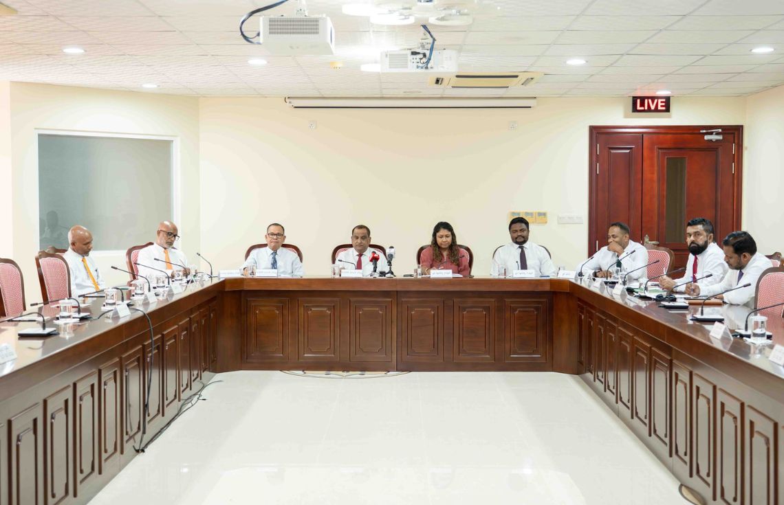 ކޮންމެ އިންތިހާބަކަށް ދައުލަތުގެ ބަޖެޓުން ކުރަންޖެހޭ ބޮޑު ހޭދައަކީ އިގްތިސާދީ ގޮތުން އުފުލަންޖެހޭ ބުރައެއް: ވަޒީރު އާދަމް ޝަރީފް