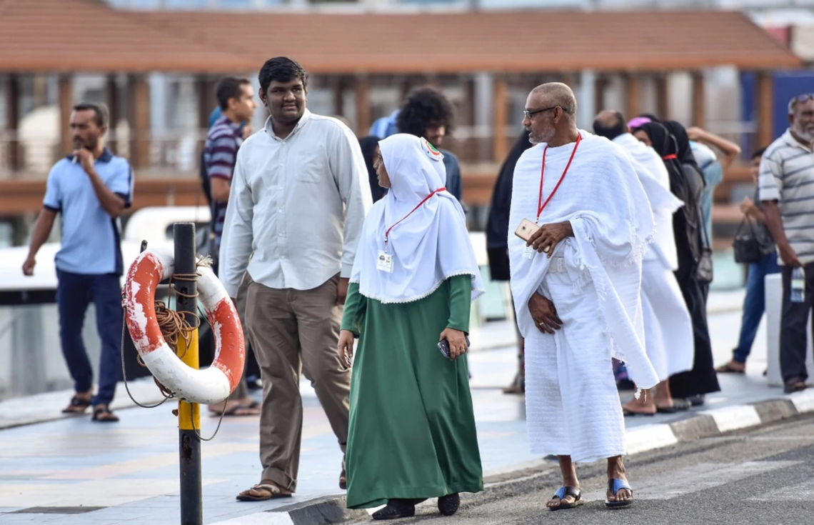 ރަމަޟާން މަހު އުމްރާއަށްދާ ފަރާތްތަކަށް ފަސޭހަކޮށް ޑޮލަރު ގަނެވޭނެ އިންތިޒާމެއް ހަމަޖައްސައިފި