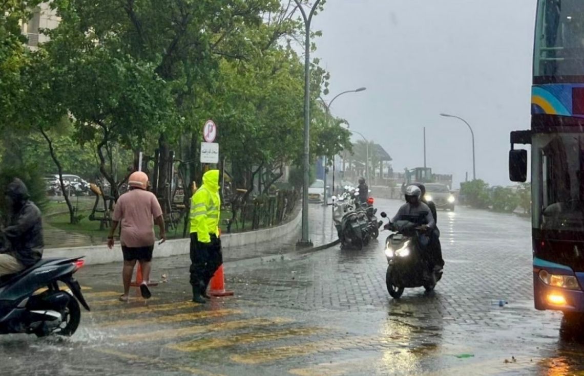 ބޯކޮށް ވާރޭވެހޭނެކަމަށް ލަފާކޮށް ބައެއް އަތޮޅުތަކަށް ހުދު ސަމާލު ނެރެފި