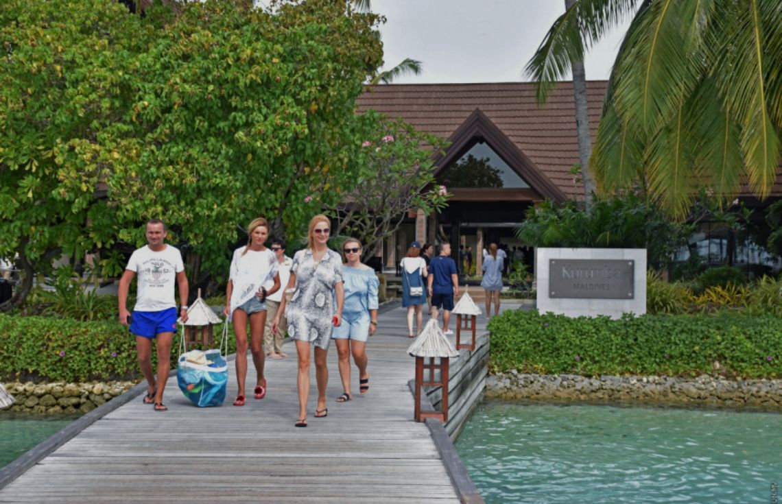 މި އަހަރުގެ މިހާތަނަށް ރާއްޖެއަށް 3 ލައްކައަށްވުރެ ގިނަ ފަތުރުވެރިން ޒިޔާރަތްކޮށްފި