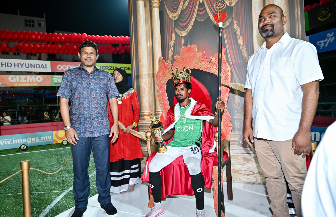 ރައީސުލްޖުމްހޫރިއްޔާގެ ނައިބު، ގޯލްޑަން ފުޓްސަލް ޗެލެންޖުގެ ފައިނަލް މެޗު ޝަރަފުވެރިކޮށްދެއްވައިފި