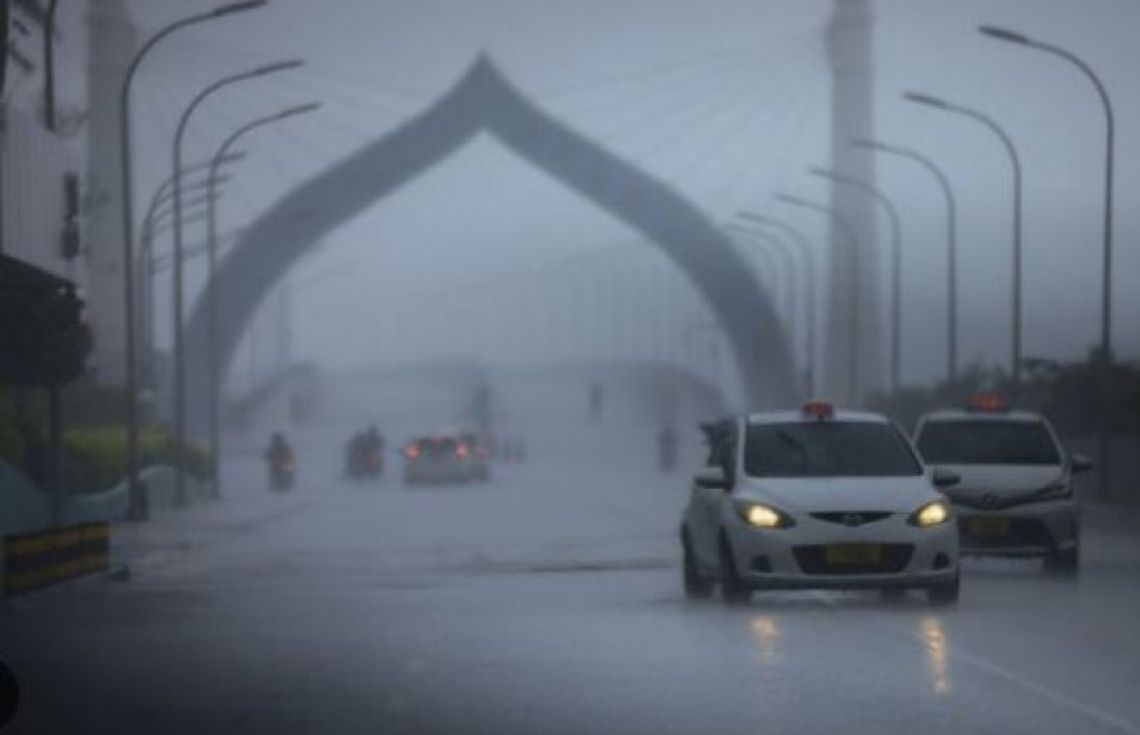 ސަމާލުވޭ، ދުންފުހުގެ ސަބަބުން އުތުރާއި މެދުރާއްޖެތެރެއަށް ދުރު ފެންނަ މިންވަރު 2 ކިލޯމީޓަރަށް!