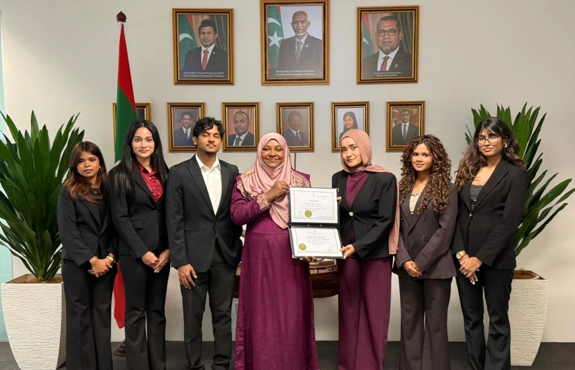 މޯލްޑިވިއަން ސްޓޫޑެންޓްސް އެސޯސިއޭޝަން-މެލޭޝިއާ ގެ އަލަށް އިންތިޚާބުވި އެކްސްކޯއާ މަޤާމުގެ މަސްޢޫލިއްޔަތު ހަވާލުކޮށްފި