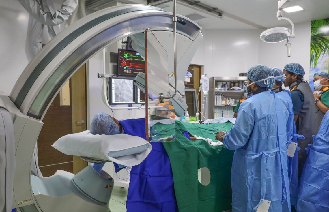 އައްޑޫ އިކުއެޓޯރިއަލް ހޮސްޕިޓަލުގެ ކެތު ލެބުން މިހާތަނަށް 16 މީހަކަށް ފަރުވާދީފި