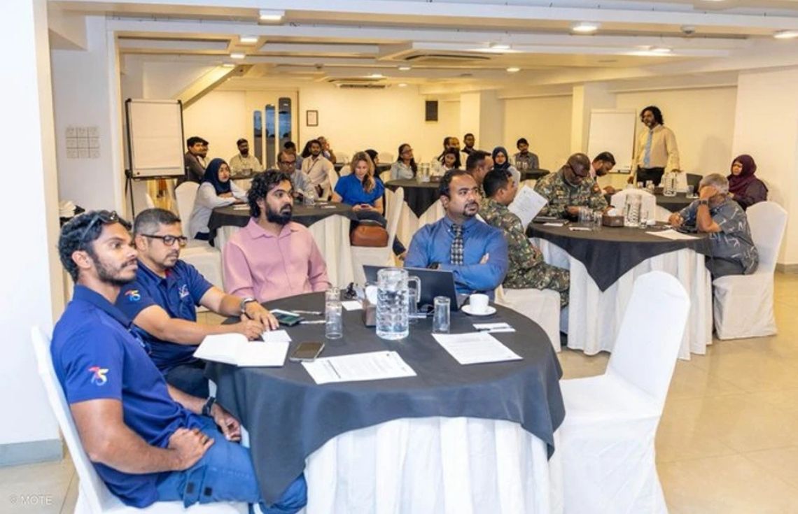 ރާއްޖޭގައި 'ގްރީން ހައިޑްރޮޖަން' ބޭނުންކުރުމާ ގުޅޭ ފީޒިބިލިޓީ ސްޓަޑީގެ މަޝްވަރާ ބައްދަލުވުމެއް ބާއްވައިފި