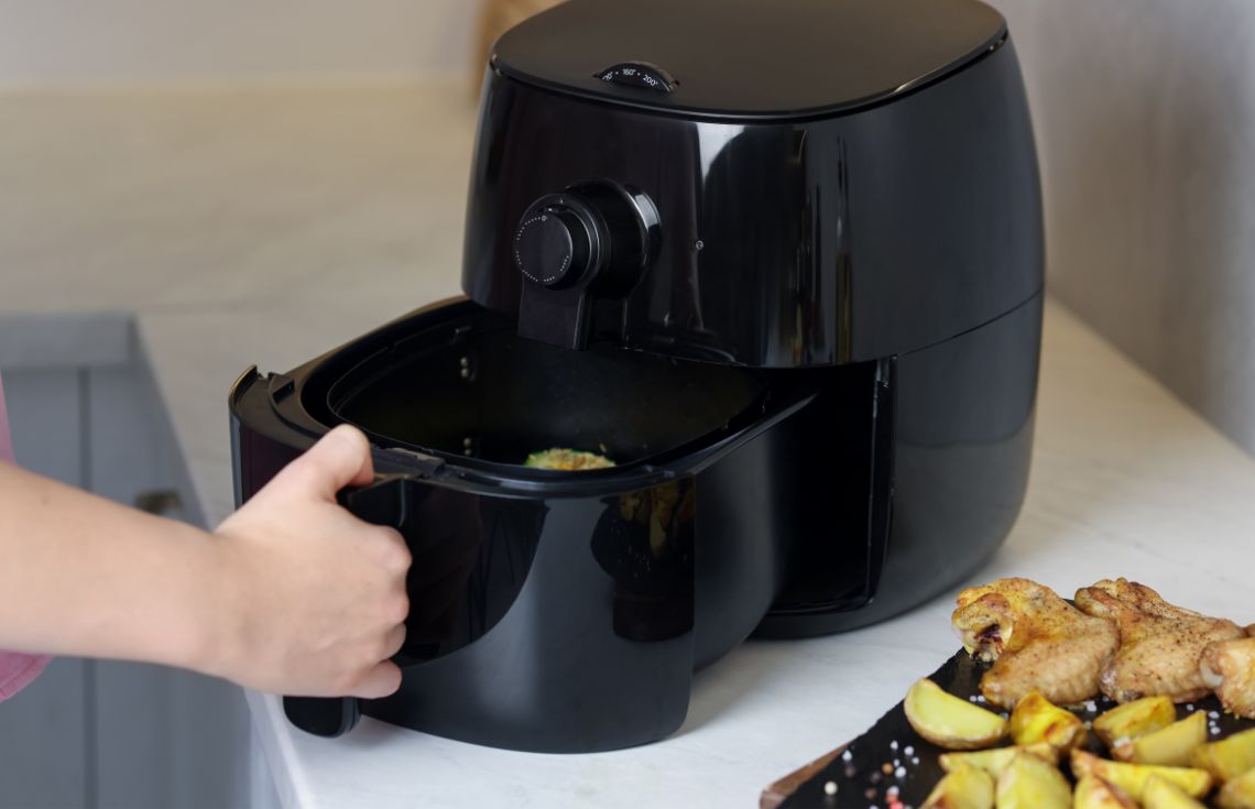 އެއަރ ފްރަޔަރު ބޭނުންކުރުން، ސިއްޙަތަށާއި ތިމާވެއްޓަށް ރައްކާތެރިކަމެއް : ދިރާސާ