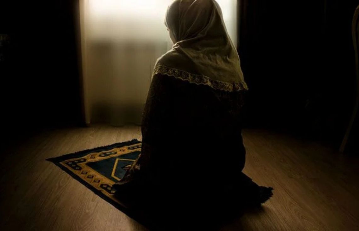 ތަޙައްޖުދު ނަމާދު: ރޭގަނޑުގެ ހަމަހިމޭންކަމުގައި ލިބިގެންދާ މަތިވެރި ނޫރެއް