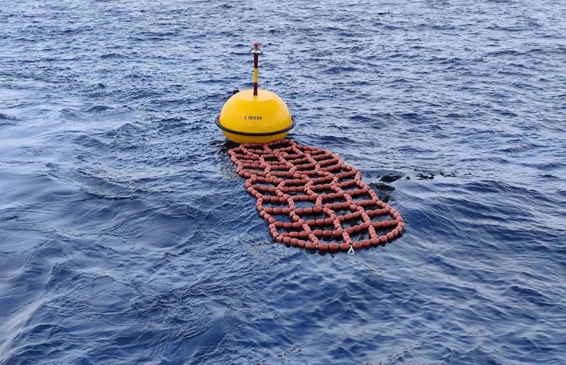 ލ. ކަނުހުރާގެ އިރުން 6 މޭލު ބޭރުގައި ވަދު ކަނދުފަތި އަޅައިފި