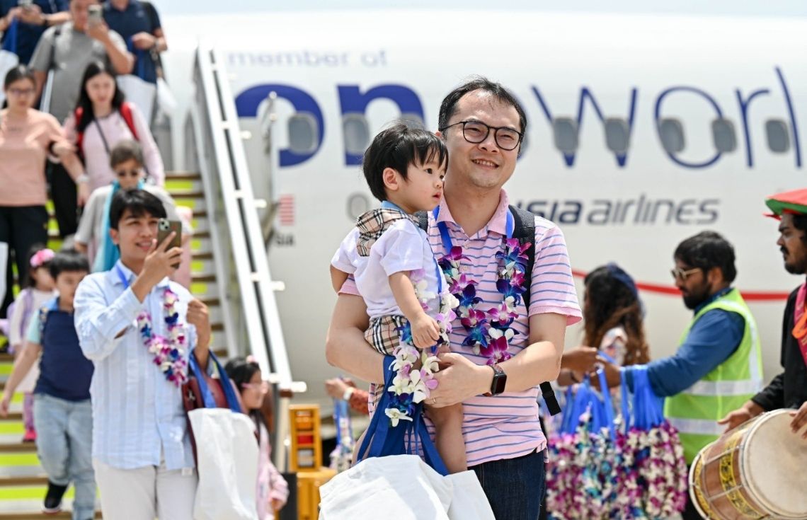 މިއަހަރުގެ މިހާތަނަށް ރާއްޖެއަށް 4 ލައްކައަށްވުރެ ގިނަ ފަތުރުވެރިން ޒިޔާރަތްކޮށްފި