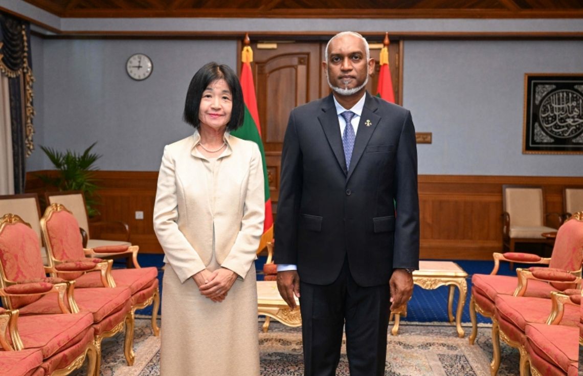 ރައީސުލްޖުމްހޫރިއްޔާ، ޖަޕާނުގެ ޤައުމީ ދުވަހުގެ ތަޙުނިޔާ ފޮނުއްވައިފި