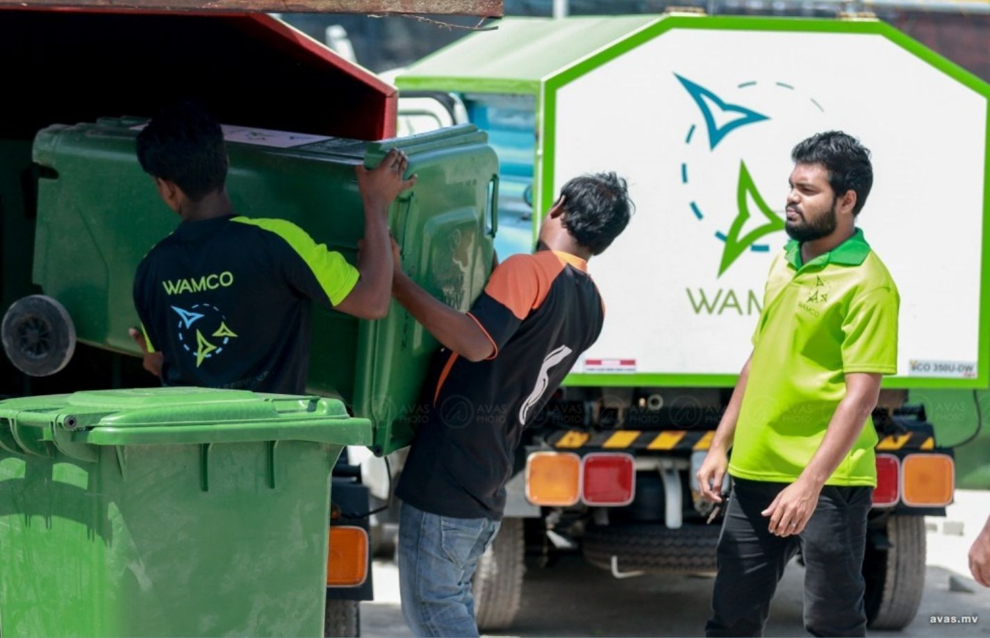 މާލޭގެ ވެމްކޯ ސައިޓުގައި މީހަކަށް އަނިޔާވެ، ވެންޓިލޭޓަރުގައި ފަރުވާ ދެނީ