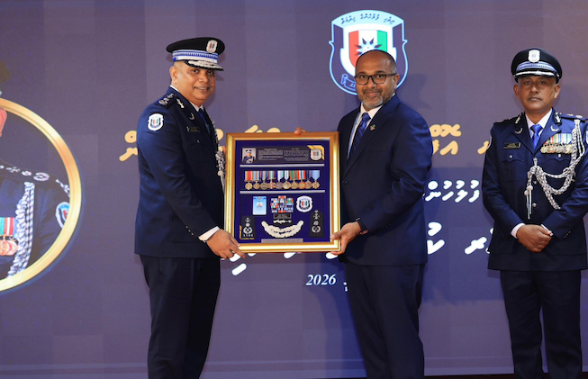 ކުރީގެ ކޮމިޝަނަރ ނަވީންގެ ރިޓަޔަރމެންޓް ފާހަގަކުރަން ޚާއްޞަ ރަސްމިއްޔާތެއް ބާއްވައިފި