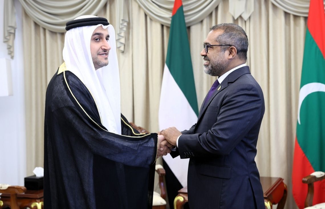 ޚާރިޖީ ވަޒީރުގެ އަރިހަށް ޔޫ.އޭ.އީ. އިން ދިވެހިރާއްޖެއަށް ކަނޑައަޅުއްވާފައި ހުންނަވާ ސަފީރު ވަދާޢީ ޒިޔާރަތެއް ކުރައްވައިފި