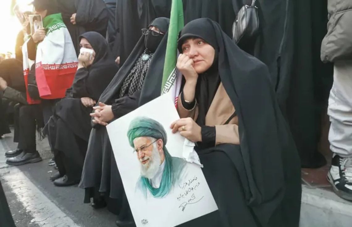 އީރާނުގެ ރޫހާނީ ލީޑަރު އަވަހާރަކޮށްލުމާ ގުޅިގެން އެހެން ޤައުމުތަކުން ބުނަނީ ކީކޭކަން އެނގޭތަ؟