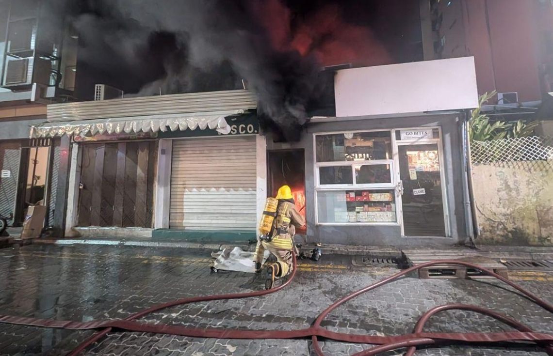 މާލޭގެ ގެއެއްގައި އަލިފާނުގެ ޙާދިސާއެއް ހިނގައި، އެ ގޭގައި ދިރިނޫޅެވޭ ވަރުގެ ގެއްލުންތަކެއް ލިބިއްޖެ