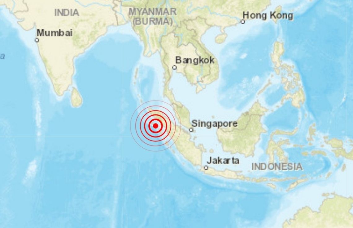 އިންޑޮނޭޝިއާއަށް ބިންހެލުމެއް އަތުވެއްޖެ، ރާއްޖެއަށް ނުރައްކަލެއްް ނެތް!