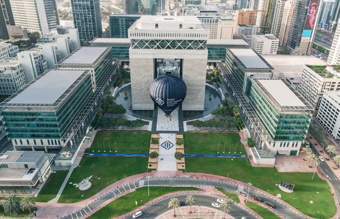 އިސްރާއީލާއި އެމެރިކާއިން ހަމަލާދޭނަމަ މެދުއިރުމަތީގެ އިގްތިސާދީ މަރުކަޒުތަކަށް ހަމަލާދޭނެކަމުގެ އިންޒާރު އީރާނުން ދީފި