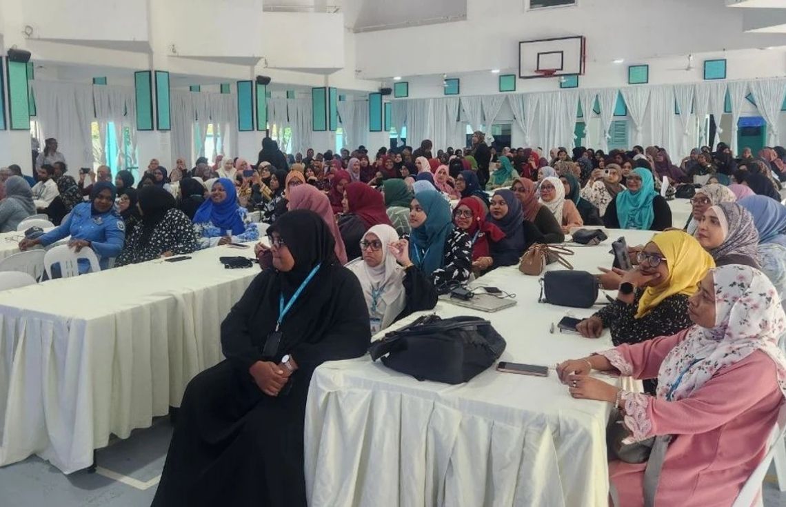 ޑިޖިޓަލް ޕޭރެންޓންގ އާއި ސައިބަރ ސޭފްޓީ ސެޝަނެއް ރެހެންދި ސުކޫލު މުދައްރިސުންނަށް ހިންގައިފި