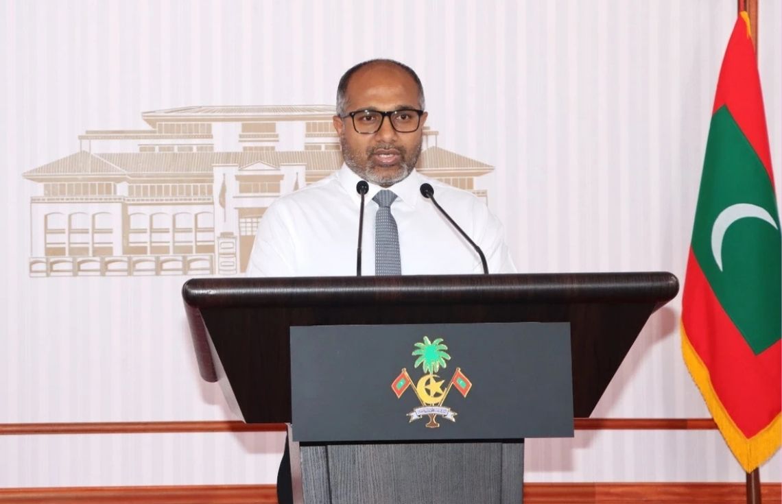 ހަނގުރާމަވެރި ސަރަޙައްދުތަކުގައި ތާށިވެފައި ތިބި 60 މީހަކު ރާއްޖެ ގެނައުމަށް އެބަ މަސައްކަތްކުރަން: ވަޒީރު އިޙްސާން