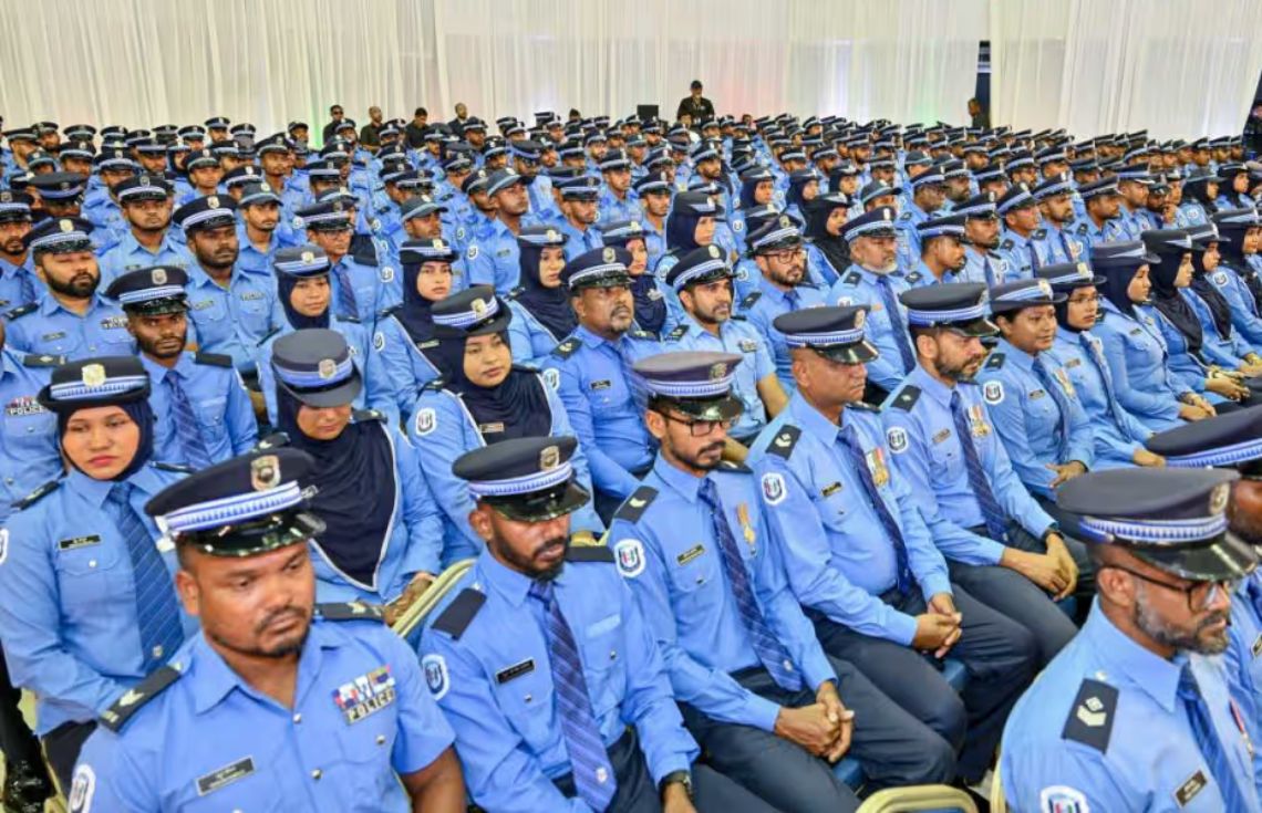 ކޮމިޝަނަރ އޮފް ޕޮލިސްގެ މަގާމަށް ކުރިމަތިލުމުގެ ފުރުސަތު ހުޅުވާލައިފި