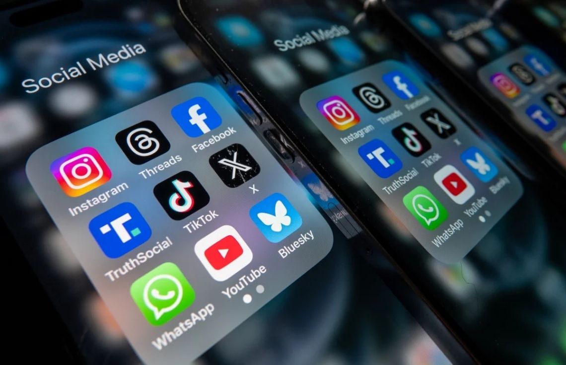 މީހެއްގެ މީސްމީޑިއާ އެޕްތައް ބޭނުންކޮށްގެން 2 ލައްކައަށް ވުރެ ގިނަ ރުފިޔާ ވަގަށްނެގި މީހަކު ހައްޔަރުކޮށްފި