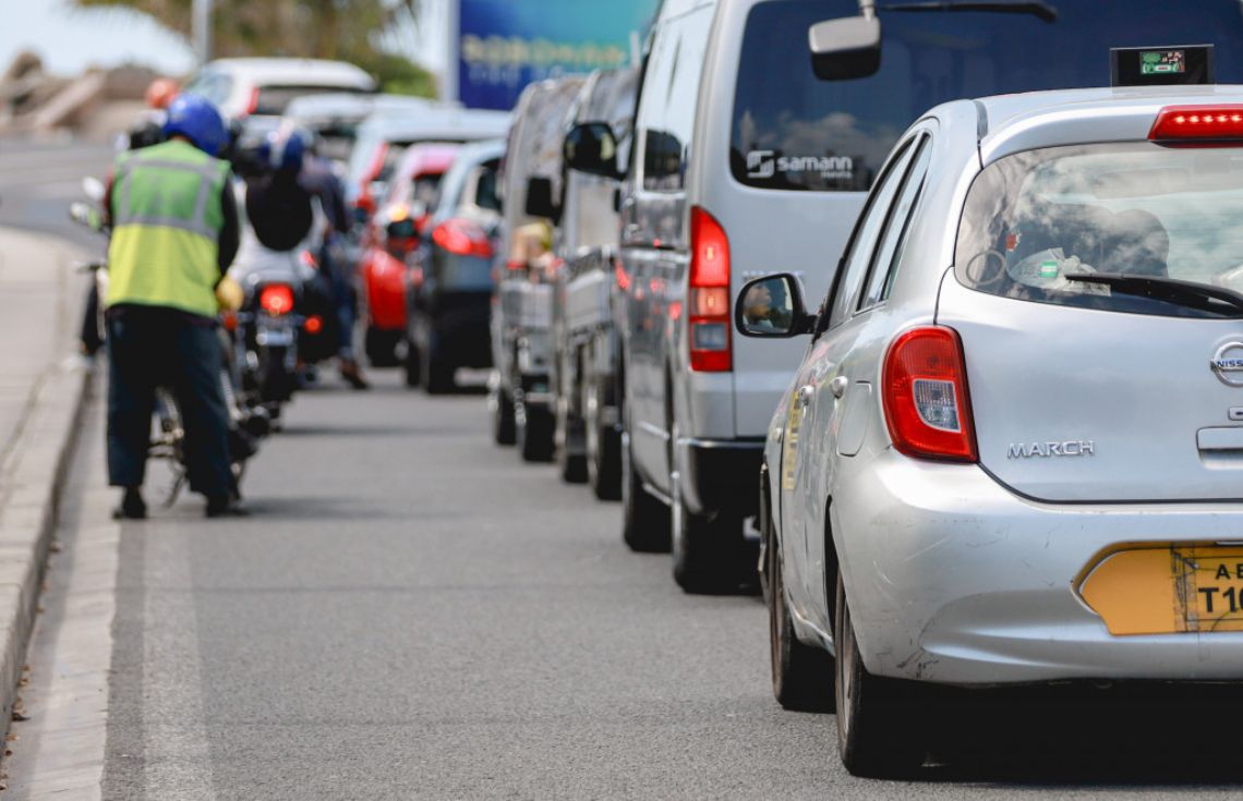 60 ދުވަހުގެ ތެރޭގައި އިލެކްޓްރިކް އުޅަނދުތަކުގެ ނަންބަރު ބޯޑު ފެހި ކުލައަށް ބަދަލުކުރަން އަންގައިފި