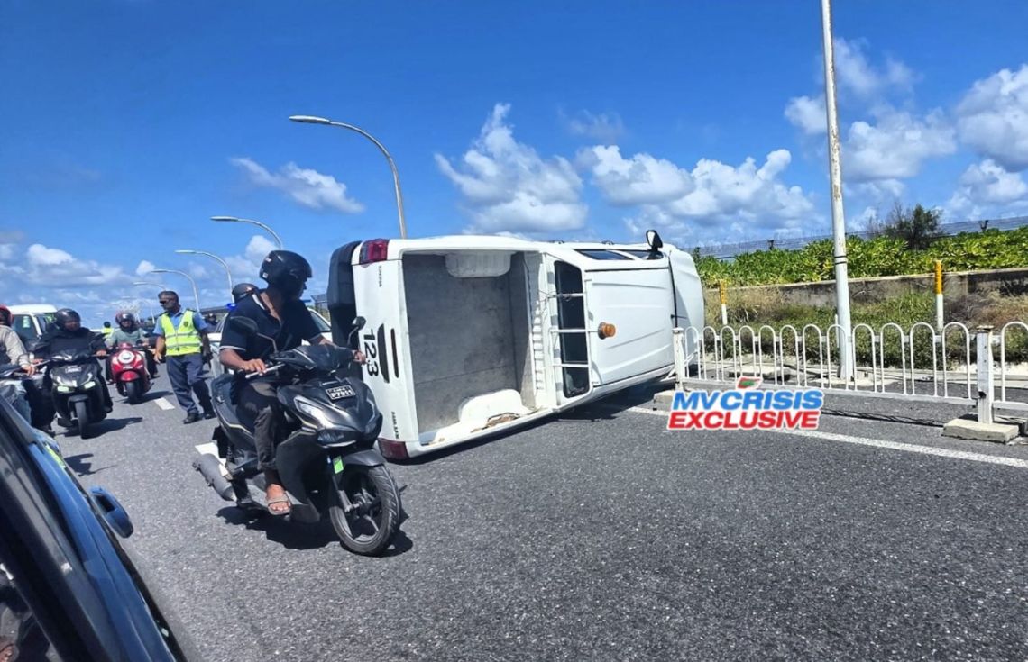 ހުޅުމާލެ ހައިވޭގައި އެކްސިޑެންޓެއް ހިނގައި ދެ މީހަކަށް އަނިޔާވެއްޖެ