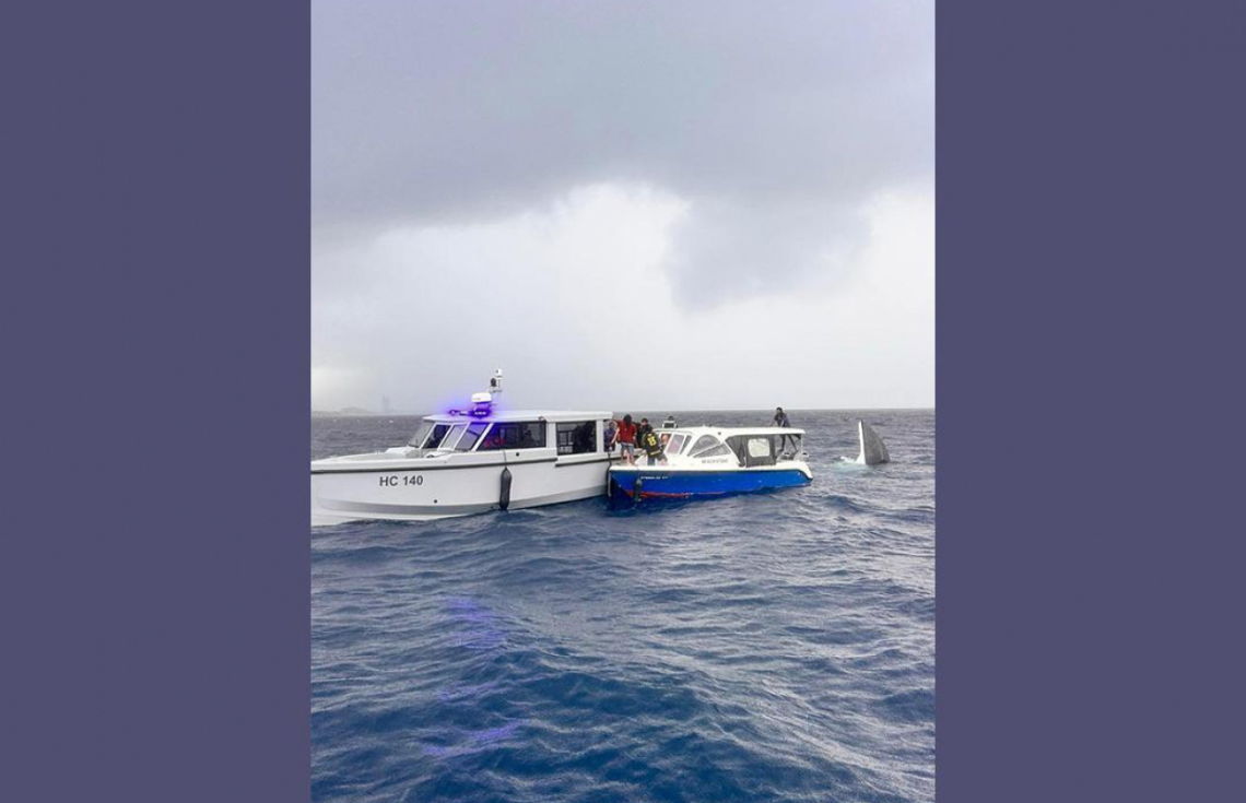 ފެލިދޫ ކައިރިން ލޯންޗެއް ބަންޑުން ޖަހާލައި ދެ މީހަކު ގެއްލިއްޖެ