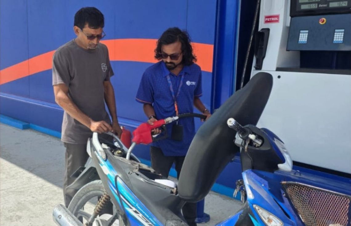 ބ. އޭދަފުށީގައި އެސްޓީއޯގެ ފިއުލް ސްޓޭޝަން ޤާއިމްކޮށް ޚިދުމަތް ދޭން ފަށައިފި