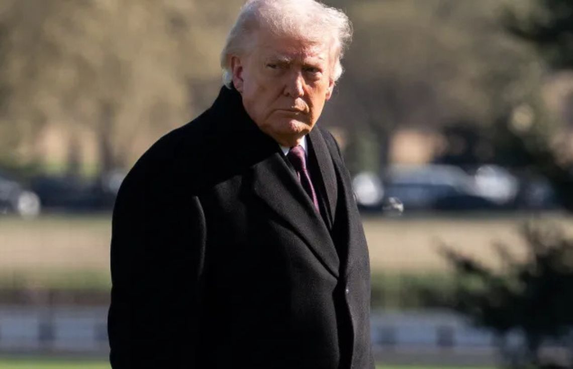 ހޮރްމޫޒް ކަނޑުއޮޅި ހުޅުވަން ޓްރަމްޕް 48 ގަޑިއިރުގެ މުހުލަތެއް ދެއްވައި، އީރާނުގެ އިންޒާރު ދީފި