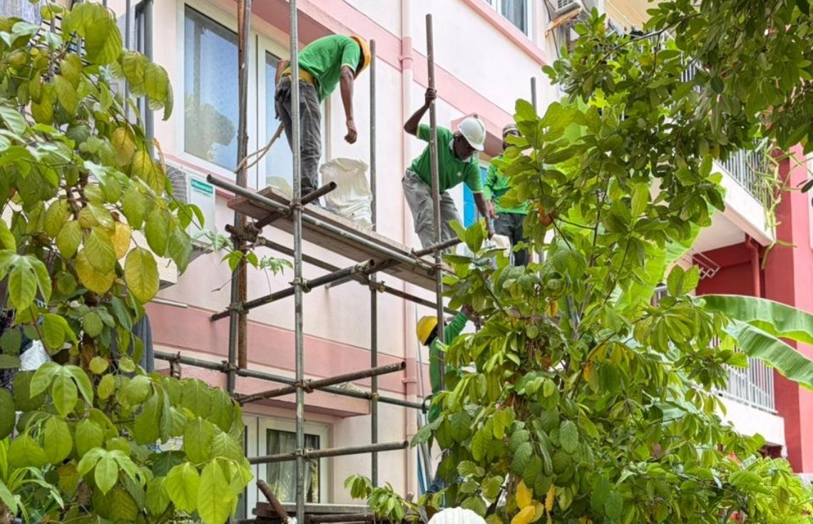 ހުޅުމާލެ ފުރަތަމަ ފިޔަވަހީގައި ޤާއިމްކޮށްފައިވާ ފްލެޓްތަކުގެ އާބާތުރަ ފިލުވުމުގެ މަސައްކަތް އެޗްޑީސީން ފަށައިފި