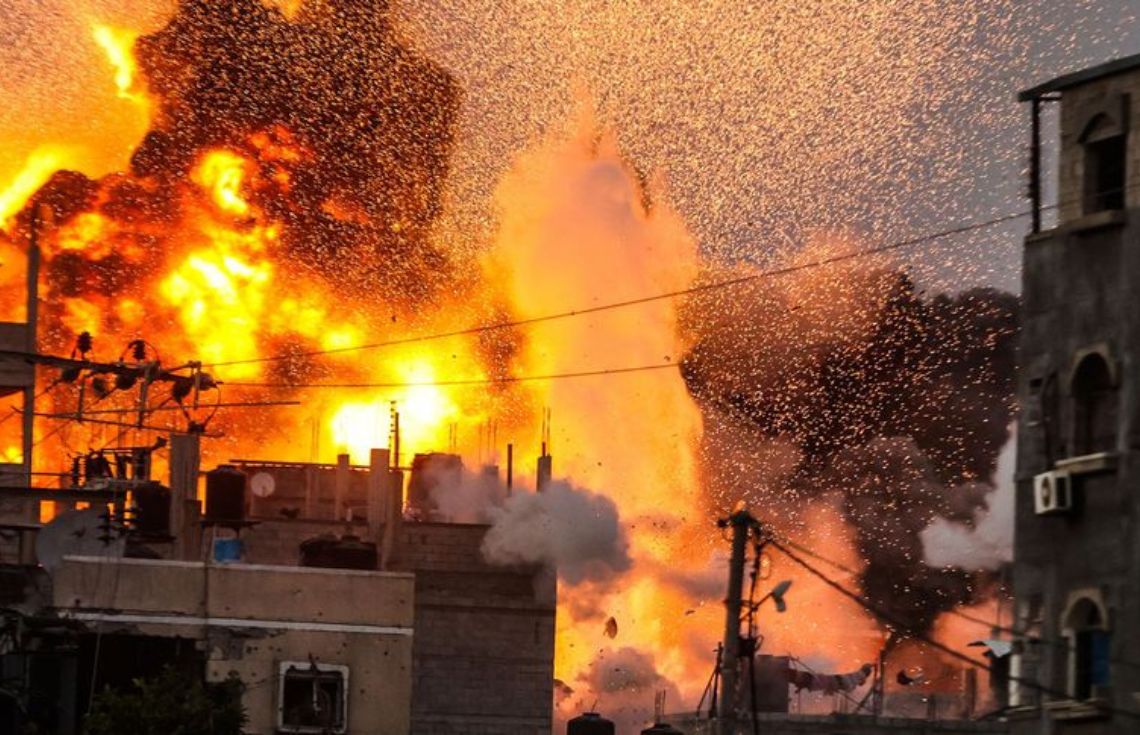 ޣައްޒާގެ ދެ ޕޮލިސް ޕޯސްޓަކަށް އިސްރާއީލުން ދިން ހަމަލާތަކެއްގައި ހަ މީހުން ޝަހީދުވެއްޖެ