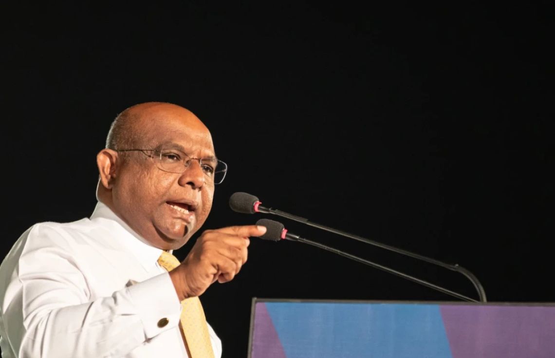 ހޫނުފެނަށް ވެއްޓުމުން ކުރީގެ ވަޒީރު ޝާހިދު މަޢާފަށް އެދިވަޑައިގެންފި