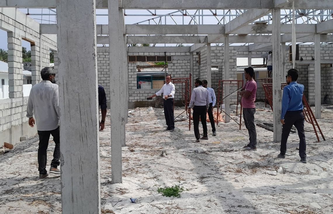 ކައުންސިލް އިދާރާތައް އިމާރާތްކުރުމުގެ މަސައްކަތް ކުރިއަށްދާގޮތާ މެދު ހިތްހަމަޖެހޭ: ވަޒީރު އާދަމް ޝަރީފް