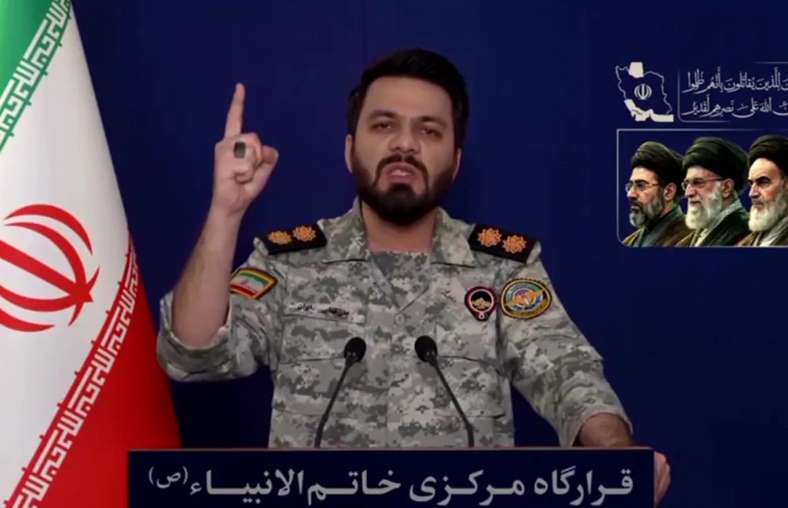 ހޮރްމޫޒް ކަނޑުއޮޅި ހިފަން ނޫޅޭތި، ބިމުއަޑީގައި ވަޅުލާނަން: އީރާން