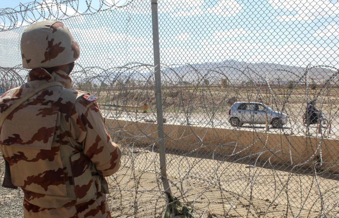 މަސްދުވަހުގެ ހަމަނުޖެހުންތަކަށްފަހު ޕާކިސްތާނުން އަފްޣާނިސްތާނުގެ ބޯޑަރު އަލުން ހުޅުވާލައިފި