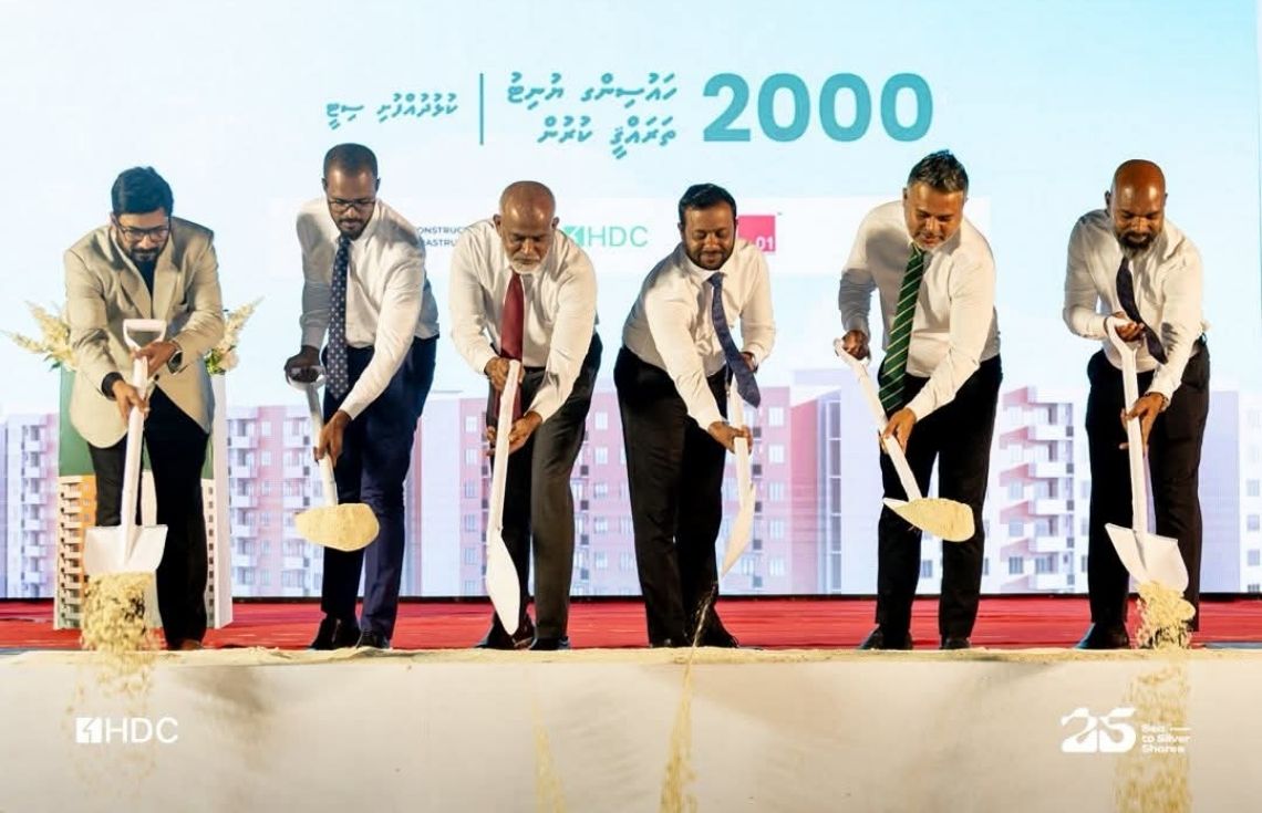 ރައީސްގެ ރިޔާސީ ވަޢުދުފުޅާ އެއްގޮތަށް ކުޅުދުއްފުށީގައި ތަރައްޤީކުރާ 2000 ހައުސިންގ ޔުނިޓުގެ ބިންގާއަޅައިފި