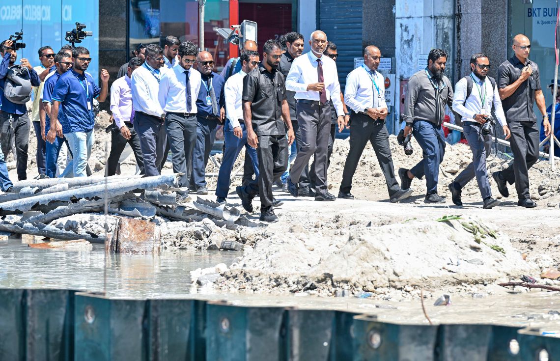 ބޮޑުތަކުރުފާނުމަގު ދެވަނަ ފިޔަވަހި ތަރައްޤީކުރުމުގެ މަސައްކަތް ކުރިއަށްދާގޮތް ރައީސް ބައްލަވާލައްވައިފި