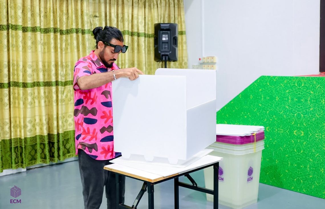 ލޯކަލް ކައުންސިލް އިންތިޚާބުގެ ވޯޓުލުން ފެށިގެން ކުރިއަށްދަނީ